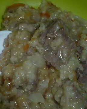 Ячневая каша на бараньей рульке