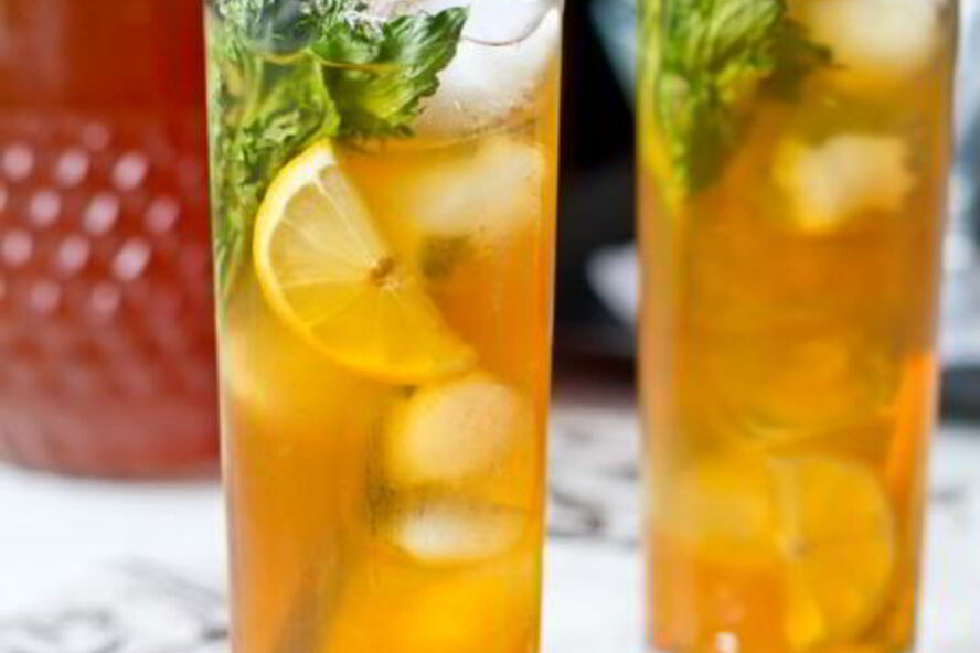 Рецепт ледяного чая с имбирем, лимоном и мятой