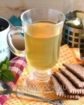 Зеленый чай с яблоком, мятой и ромашкой