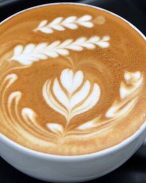 Классический кофе латте по-домашнему