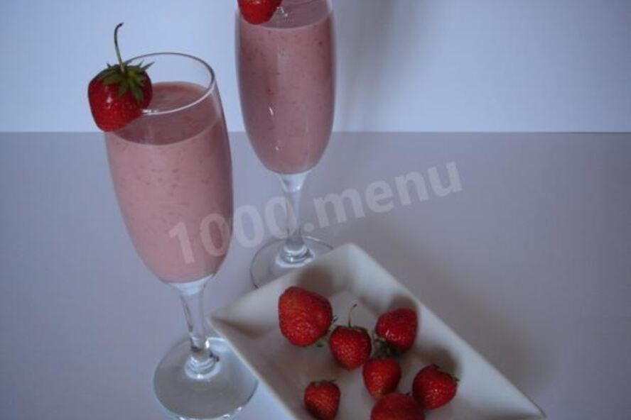 Рецепт монгольского клубнично-апельсиновый коктейль
