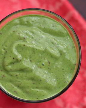 Авокадно-сельдереевый смузи