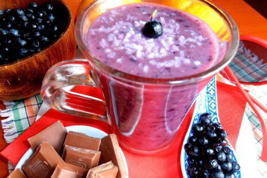 Рецепт бананова-черничного смузи