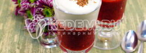 брусничный смузи со сливками. Шаг 7