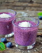 Рисовый смузи с черникой и кокосовыми сливками