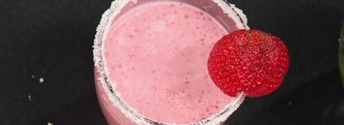 смузи из клубники. Шаг 3
