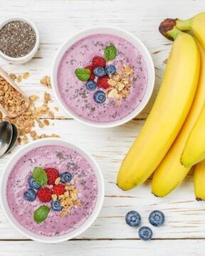 Смузи из свежих ягод с кефиром