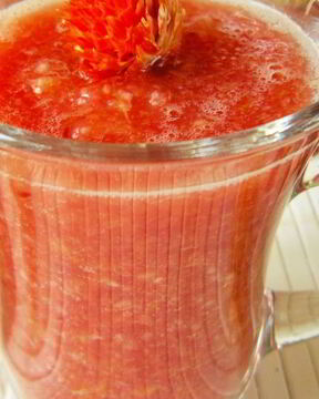 Смузи с грушей, апельсином и зеленым чаем