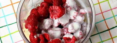 смузи с малиной, яблоком и грушей. Шаг 5