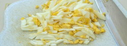 картофельный салат с колбасой. Шаг 3