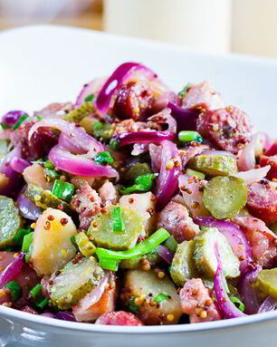 Картофельный салат с копченостями