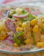 Картофельный салат с кукурузой и халапеньо