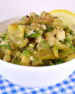 Салат с картофелем и маринованными огурцами