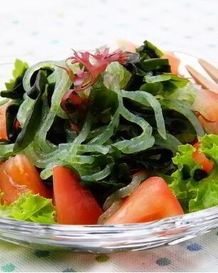 Салат с картофелем и морской капустой