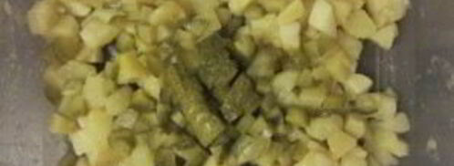 салат с картошкой и солеными огурцами. Шаг 3