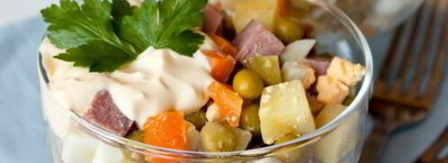 оливье с копченым языком. Шаг 4