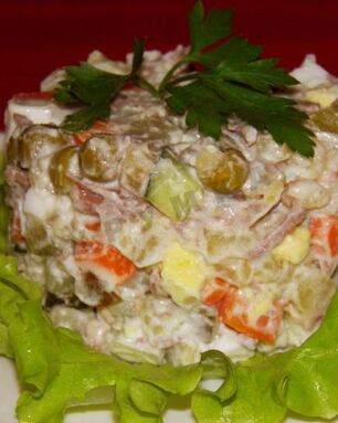 Оливье с мясом