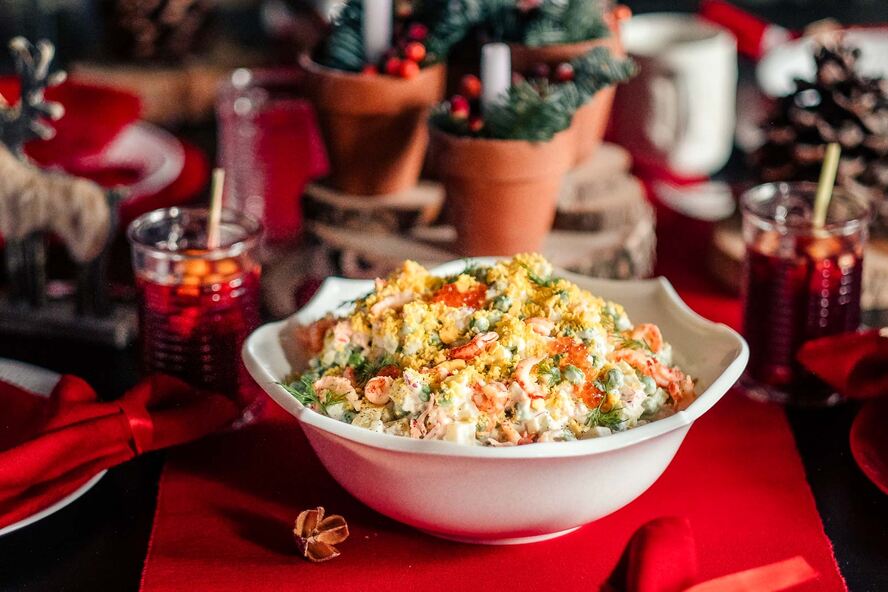 Рецепт оливье с раковыми шейками