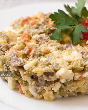 Салат оливье с говядиной