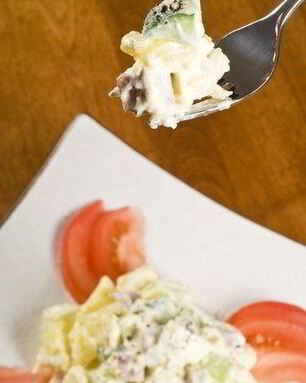 Салат оливье с печенью