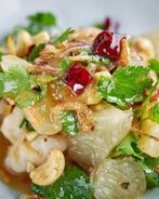 Помело салат с орехами кешью и креветками