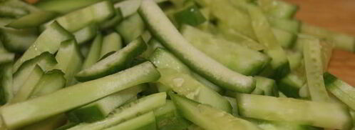 салат хрустящий с куриной грудкой. Шаг 2