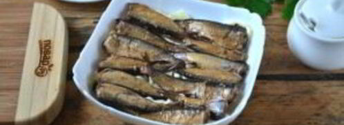 салат шпроты под шубой. Шаг 3