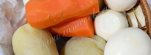 селедка под легкой шубой с яблоком. Шаг 4