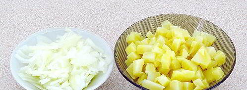 салат с кальмарами и солеными грибами. Шаг 6