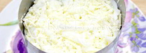 салат с курицей и черносливом. Шаг 9