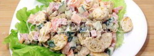 салат с сухариками праздничный. Шаг 4