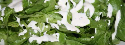 хрустящий салат с индейкой и сухариками лжецезарь. Шаг 7