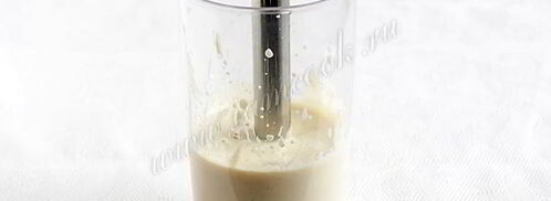 соус для салата цезарь на йогурте. Шаг 7