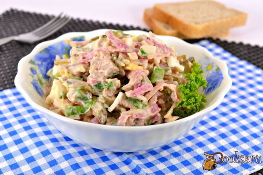Рецепт салата удовольствие из красной редьки и мяса