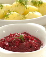 Свекла с чесноком и грецкими орехами