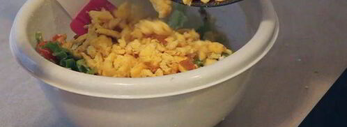 теплый салат presto с омлетом. Шаг 7