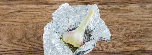 кефирный соус с зеленью, чесноком и лимоном. Шаг 2