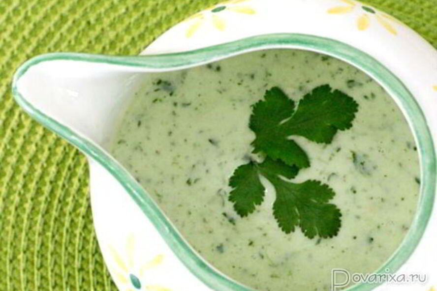 Рецепт соуса из йогурта с зеленью