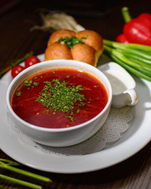 Борщ с чесноком и зеленью