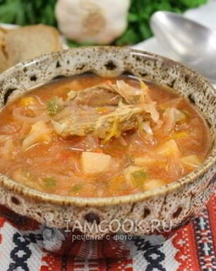 Борщ с мясом в мультиварке