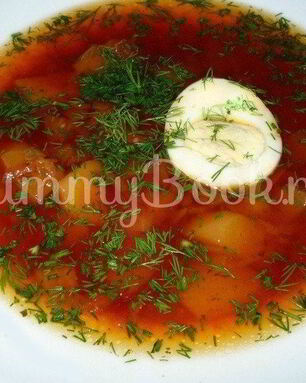 Борщ с паровой свеклой и яйцом из мультиварки