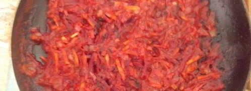 борщ, заправленный старым салом и чесноком. Шаг 6