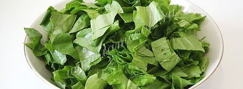 холодный зеленый борщ с огурцами. Шаг 3