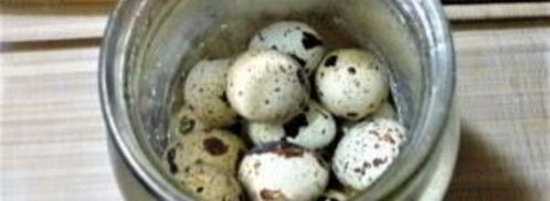 базовый куриный бульон с перепелиными яйцами. Шаг 4