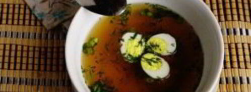 базовый куриный бульон с перепелиными яйцами. Шаг 5