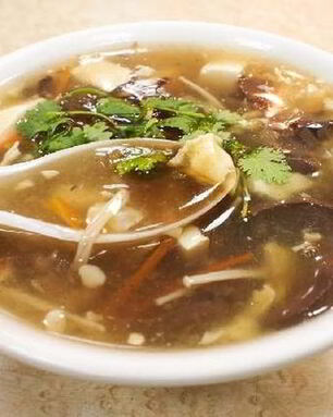 Грибной суп на курином бульоне