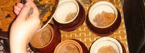 пельмени в горшочках с печенью и бульоном. Шаг 58