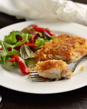 Судак по-венски с овощным бульоном