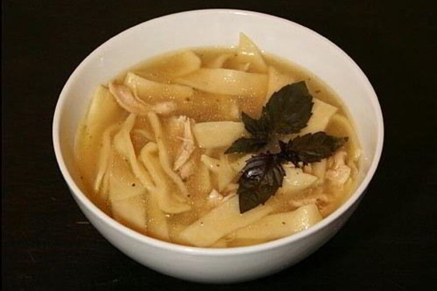 Рецепт супа с лапшой по-домашнему на курином бульоне