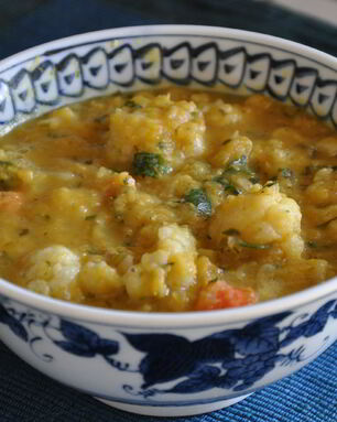 Гороховый суп с картофелем и цветной капустой